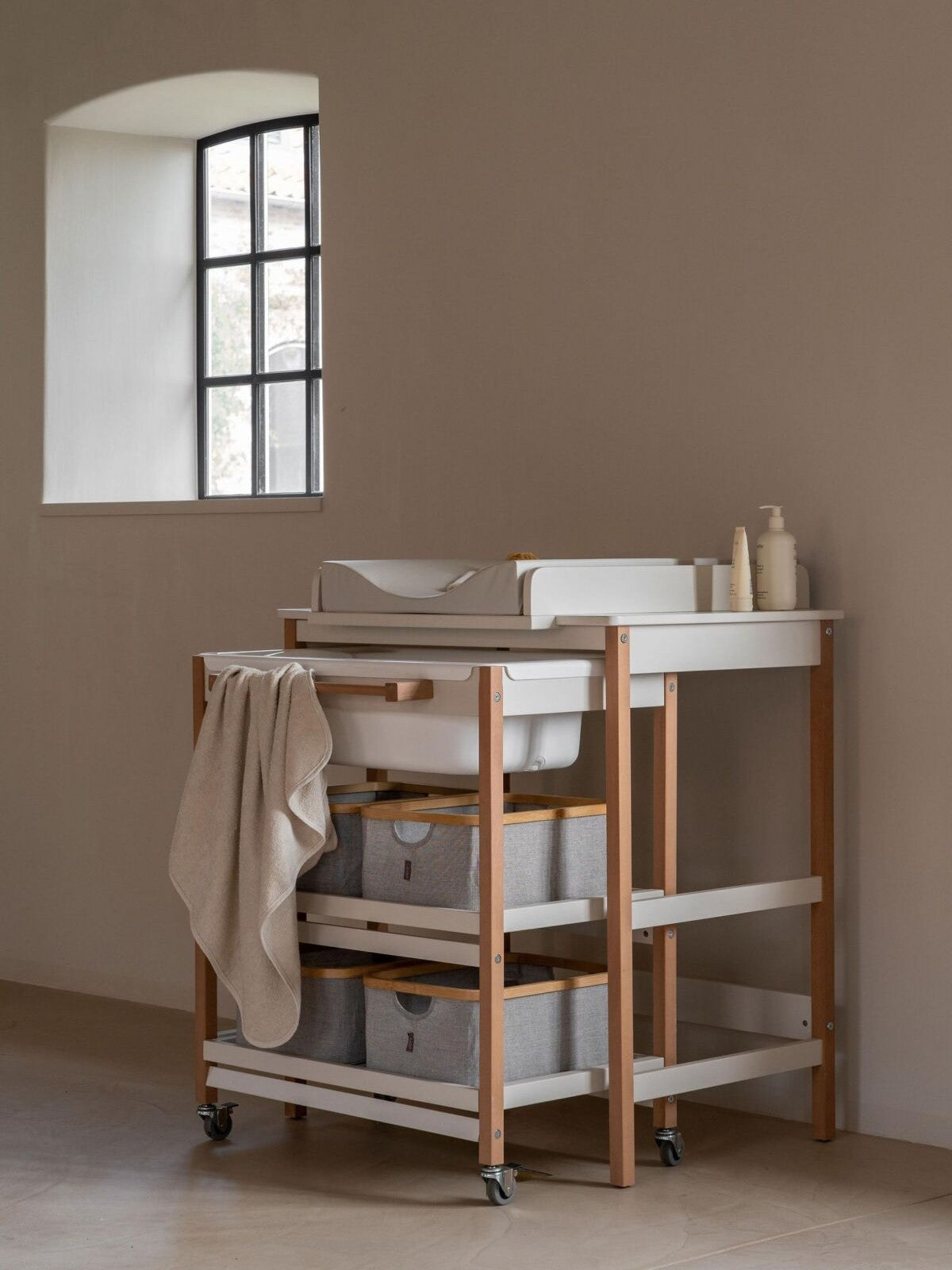 Quax Luiertafel met Bad - Smart - Clay Naturel